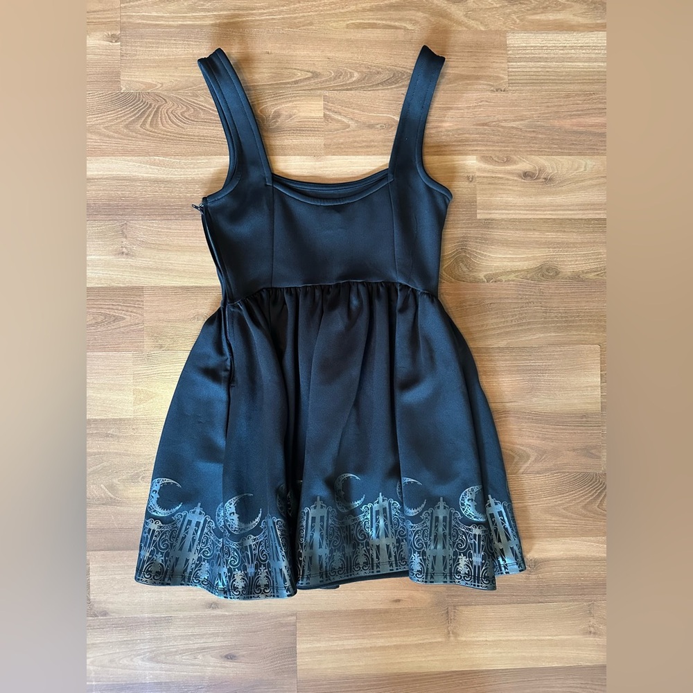 Hot Topic Cosmic Aura Midi Skater Gothic Dress with Silver Moon Design - Picture 9 of 9